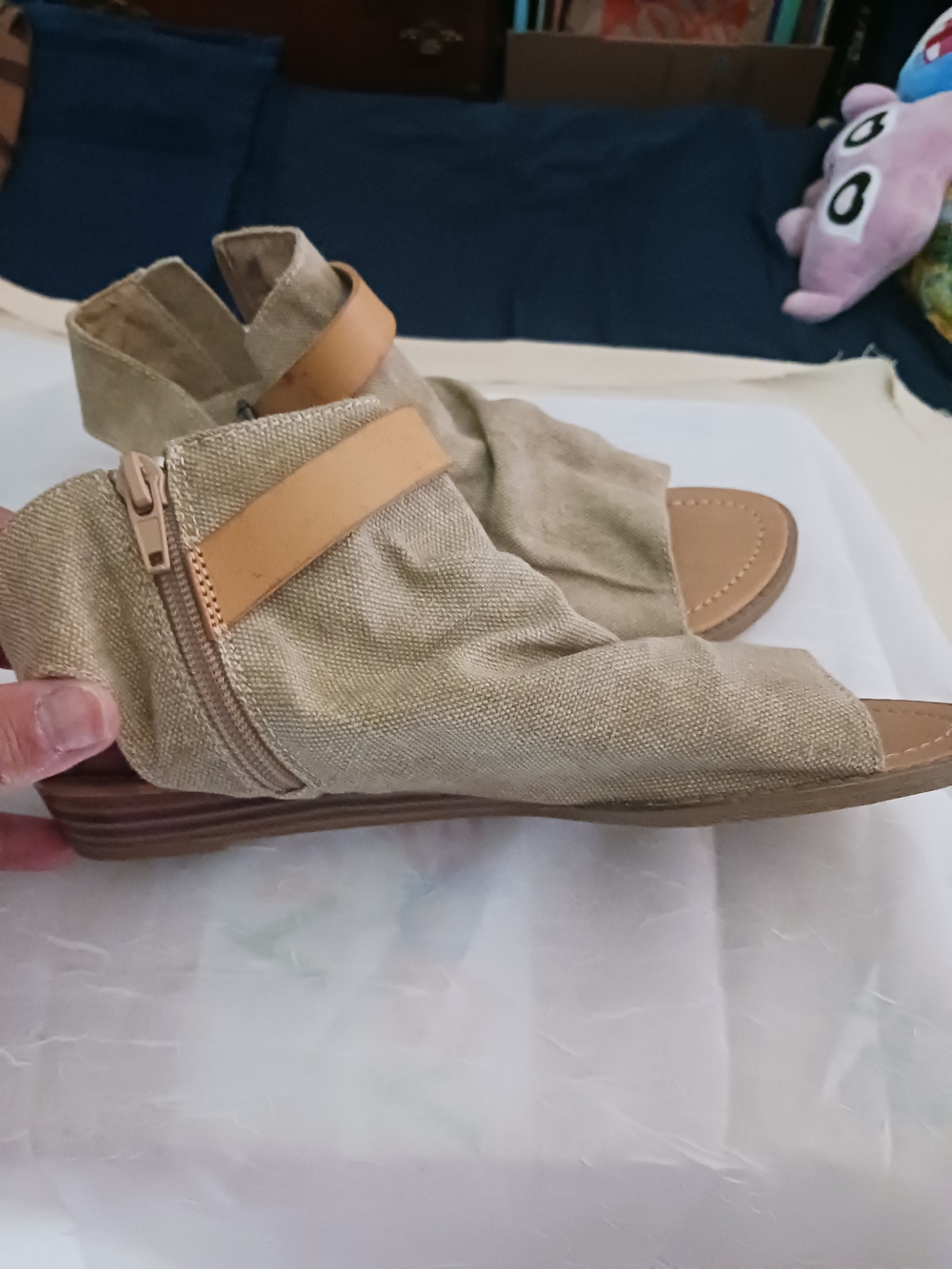 Blowfish Tan Canvas Open-Toe Ankle Sandals - Picture 4 of 6